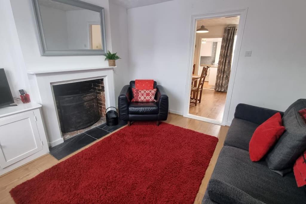 Entire House With Garden & Parking Nr Ashford Int Villa Exterior photo